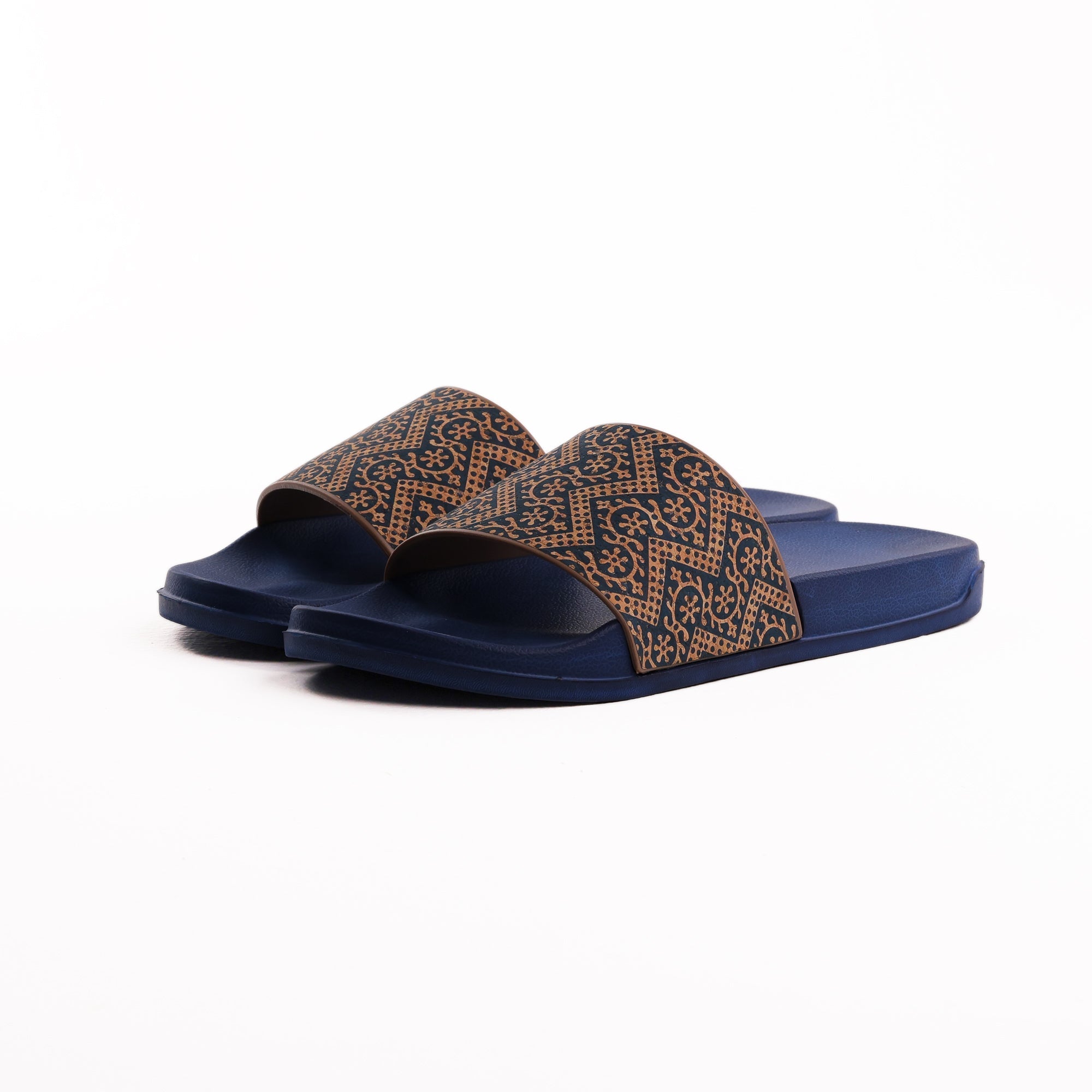 Motif Women
